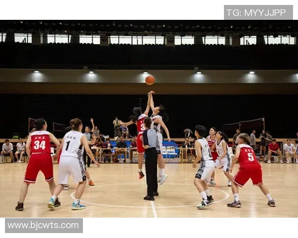 赛后分析:西安篮球队与上海篮球队在战术灵活性上的较量与启示