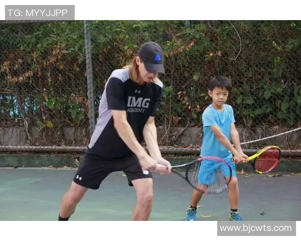 西安网球队成长之路：追寻梦想与拼搏的网球纪实故事